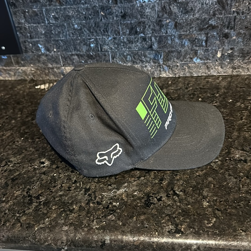 Fox Pro Circuit cap. - Picture 2 of 2